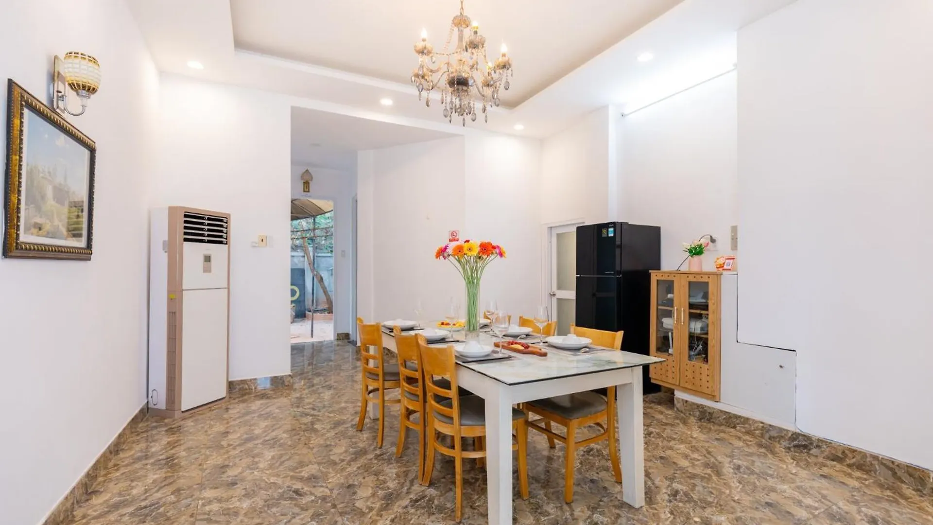Palm Villa 20 - Style Tropical 7Bedrooms, Bida, Karaoke Vung Tau Vietnam